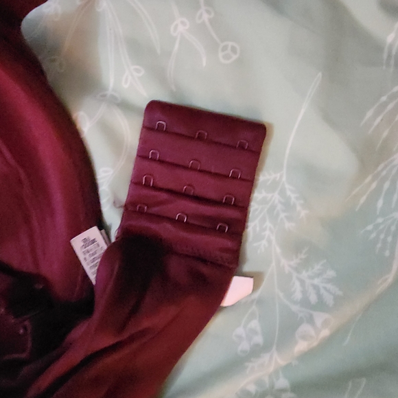 Victoria's Secret Purple Contoured Bra Intimates 34 F Or 34 DDD - Picture 3 of 8